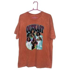 OutKast Graphic T-Shirt size large NWOT